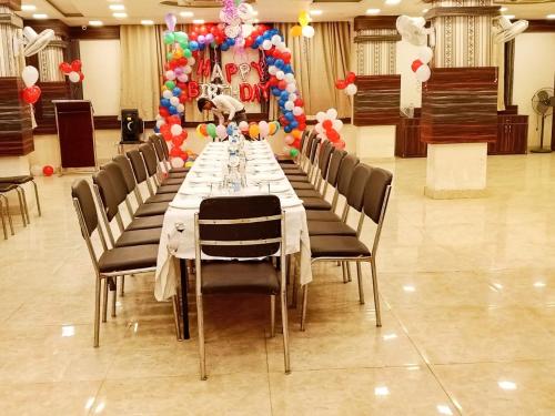 hotel anand international