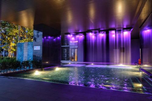 Expressionz Professional Suites by Wayne