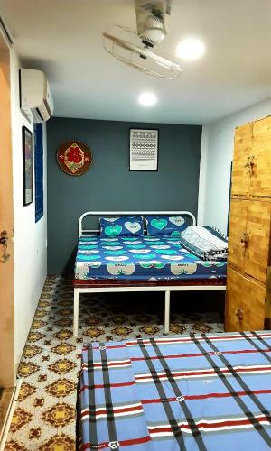phong family king bed size phong ve sinh ben ngoai