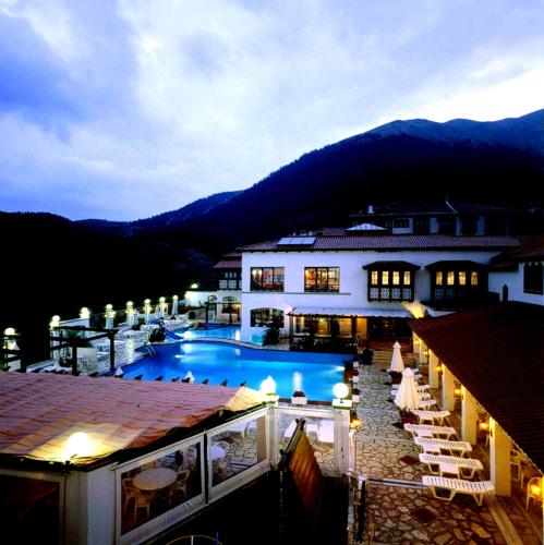 . HOTEL SPA MONTANA