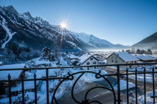 Double or Twin Room with Mont-Blanc view