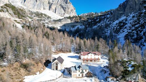 Viesnīcas āriene, Hotel Al Sasso di Stria in Livinallongo