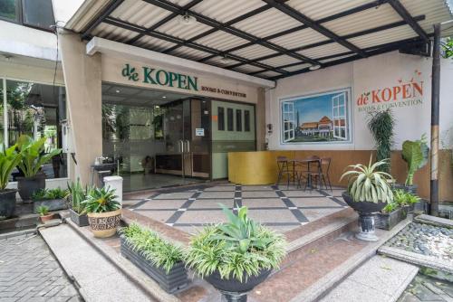 Urbanview Hotel de Kopen Malang by RedDoorz