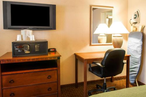 Quality Inn & Suites Las Cruces - University Area