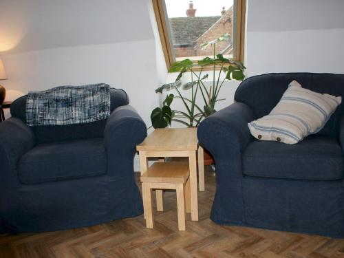 Pass the Keys Adorable Coach house, sleeps 5 with hot tub gîte à louer Castle Rising