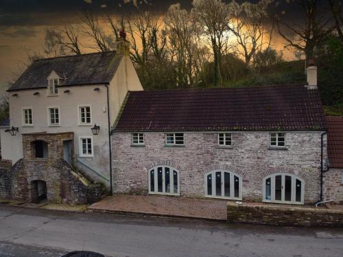 酒店外观, Swan House Tea Room and Bed & Breakfast in 伍拉斯顿