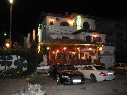 Stefan Family Hotel - main image