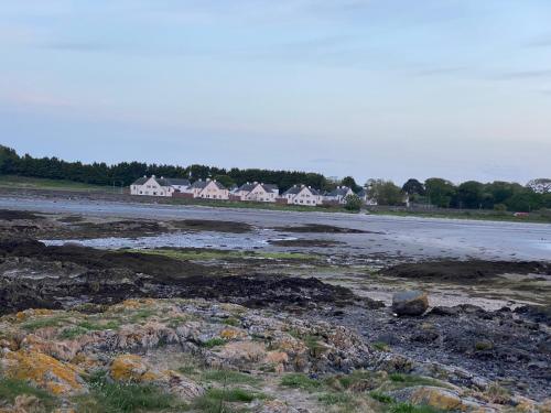 Tranquility by the Sea - Sea Front Luxury House gîte à louer Float Bay