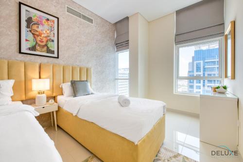 Stunning 2BR in Park Central by Deluxe Holiday Homes