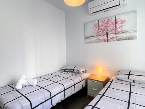 Two-Bedroom Townhouse image 8