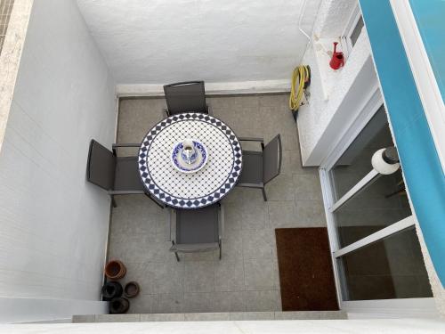 Two-Bedroom Townhouse image 5