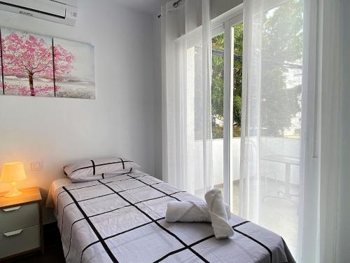 Two-Bedroom Townhouse image 7