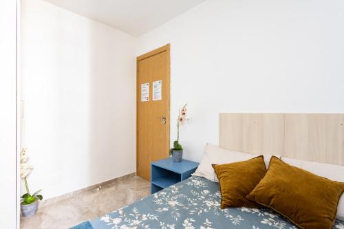  Black Cat Surf House 1 A in Arona