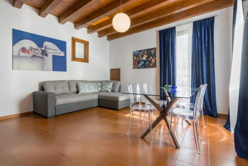 Superior Apartment image 5