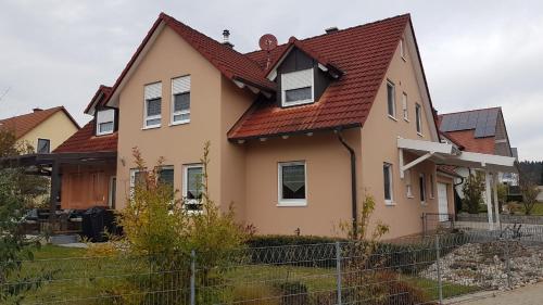 Ferienwohnung Am Kapellenäcker - Apartment - Neumarkt in der Oberpfalz