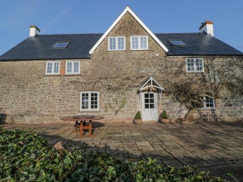 Lower House gîte à louer Llansoy