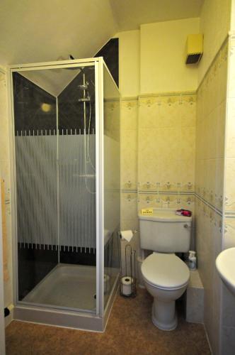Abacourt House - image 2