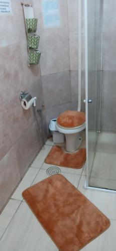 Hostel Cidade Nova, próximo a estação metrô praça 11, onde você tem acesso direto a quaisquer Shows nas praias da zona Sul – Rio de Janeiro, DC