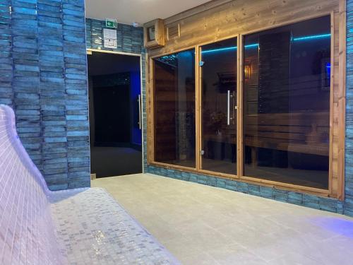 Smart Hotel Budapest - image 7