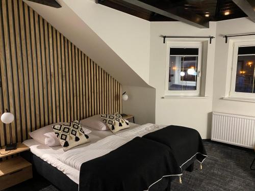 Deluxe Double Room with Bath