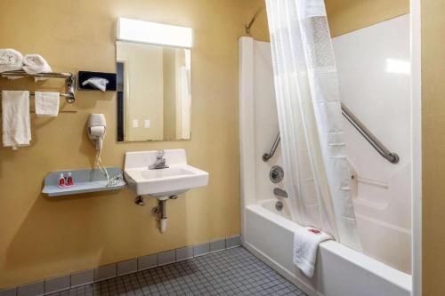 Southern Inn and Suites – Spartanburg, SC