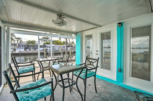Matlacha Waterfront Retreat: Dock & Hot Tub! in Matlacha (FL)