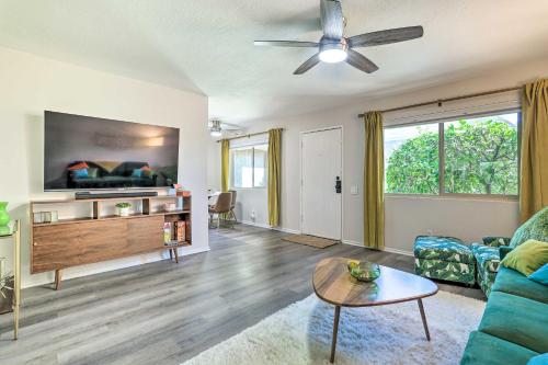 Mid-Century Modern Palm Springs Gem 1 Mi to Dtwn! in Palm Springs, USA