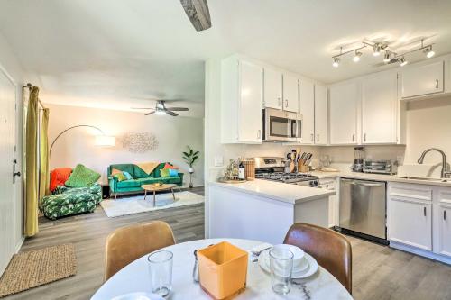 Mid-Century Modern Palm Springs Gem 1 Mi to Dtwn! in Palm Springs, USA