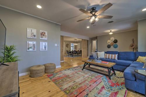 Howdy Haus Pool and Hot Tub and Outdoor Space in Fredericksburg, USA