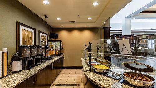 Staybridge Suites Laredo an IHG Hotel - image 11