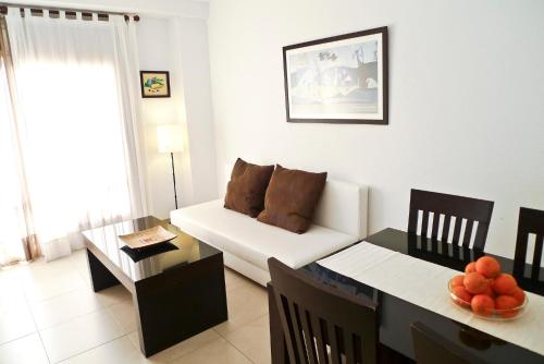 Two-Bedroom Apartment with Street View ( 5 Adults) image 5