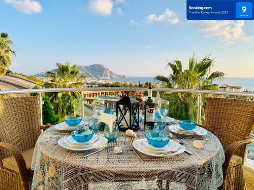  Panorama Sea View VIP apartment in Alanya