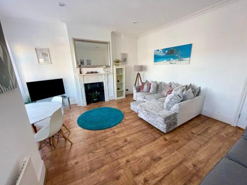 Picture of Large 3 Bedroom Modern Apartment Close To Central London