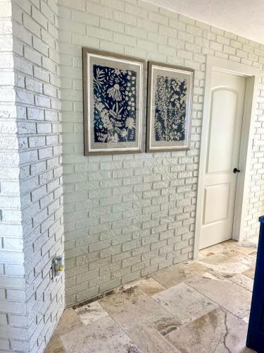 Sea Dreams - Beachside 1 bedroom at Symphony Beach in Ormond Beach, USA