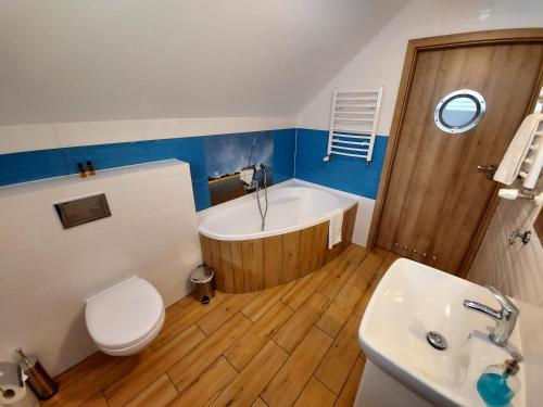 Apartamenty Kapitanskie - image 10