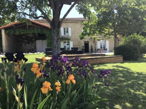 Agréable bastide provençale avec piscine