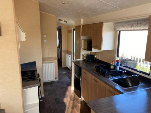 2 and 3 Bedroom caravans with Hot Tubs at tattershall in Tattershall