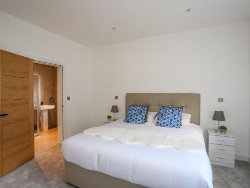 Bryn Min Manton Apartment