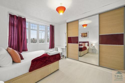 Picture of Stays With Bels Short Lets Serviced Accommodation Nottingham Contractors & Leisure Up To 7 Guests