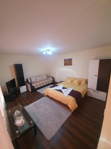 Casa din Deal Isverna Mehedinți (Casa din Deal Isverna Mehedinti) in Szörényvár