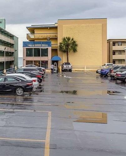 Atlantic Paradise Inn & Suites - image 14