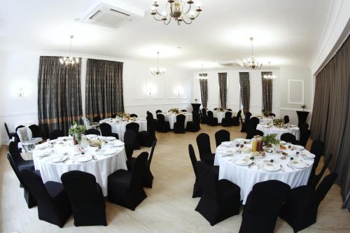 Ресторан, Savoy in Спала