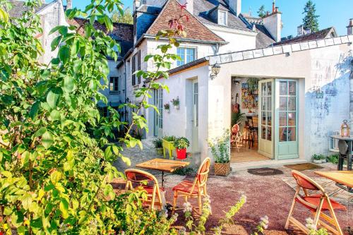 LA LITTLE MAISON - Accommodation - Loches