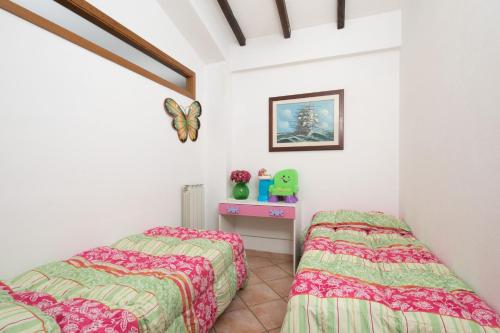 Podere Mezzavia by VacaVilla