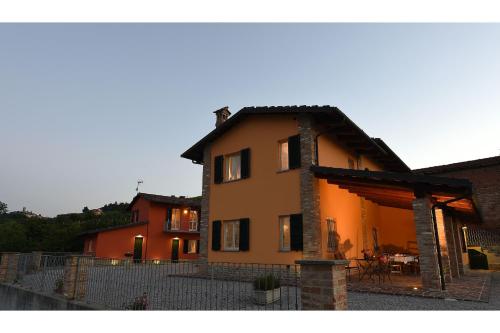  Residenza Albatros in Castiglione Falletto