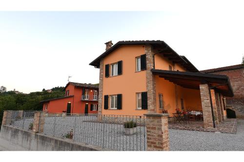  Residenza Albatros in Castiglione Falletto