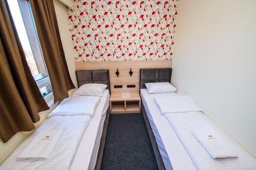 Zlatna Kruna Zlatna Kruna