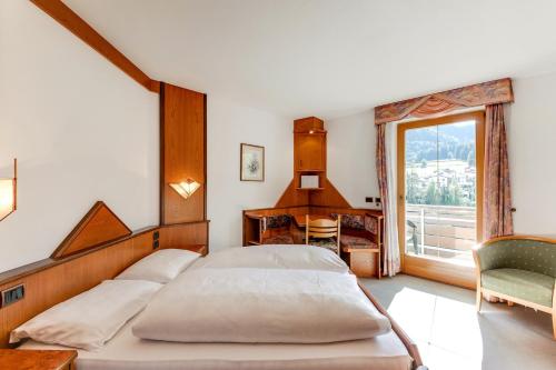 Superior Double Room with Mountain View