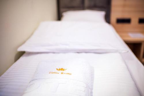 Zlatna Kruna Zlatna Kruna