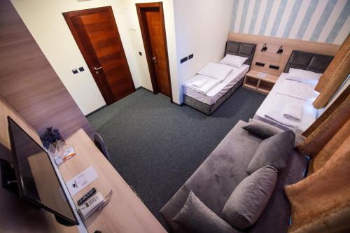 Zlatna Kruna Zlatna Kruna